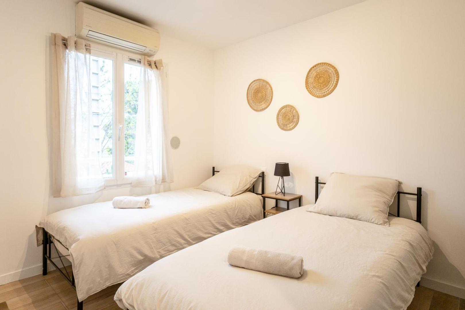 Le Cosy De La Pointe Rouge Apartment