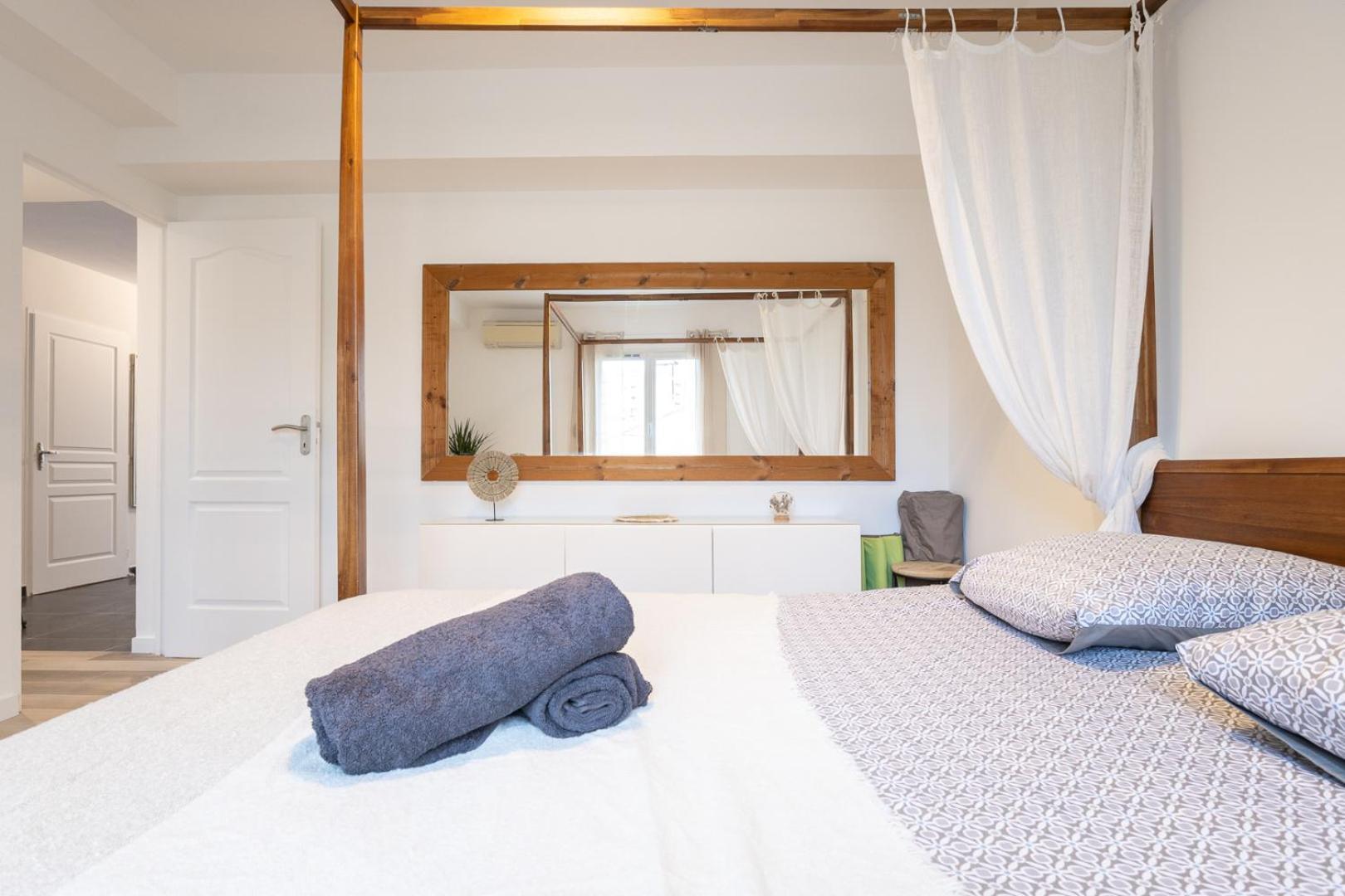 Le Cosy De La Pointe Rouge *